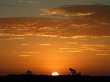Australian Outback Sunset NIERN. Photo Yay Images Adobe Stock