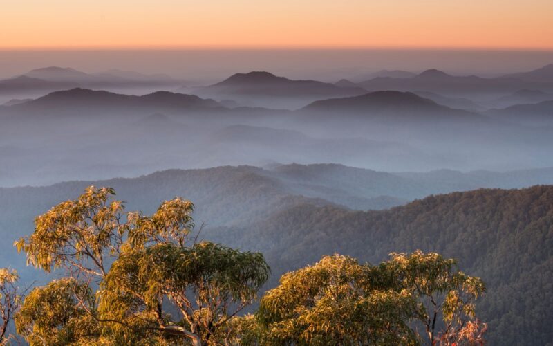 Sunrise at Misty Mountains, Point Lookout Queensland. By Eduardo il Magnifico CC-BY-NC-SA